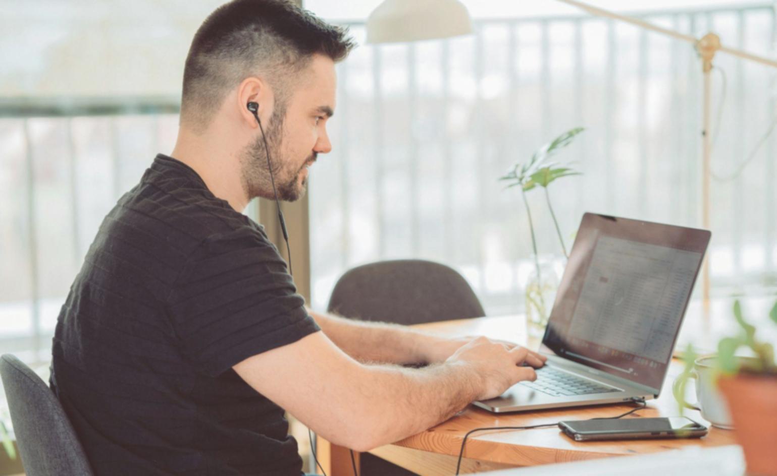 Graphiques de performance et indicateurs financiers